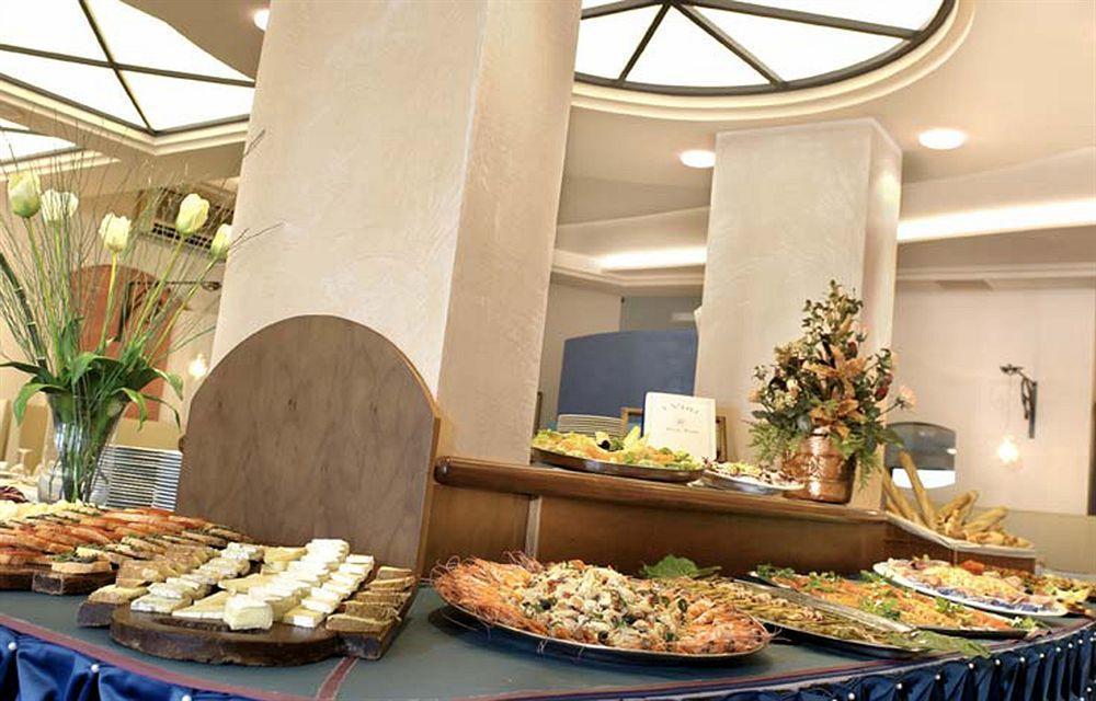 Hotel Strand Bellaria-Igea Marina Buitenkant foto